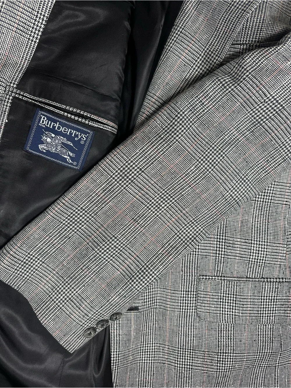 Vintage Burberrys 100% Pure Silk Glen Plaid Sport Coat